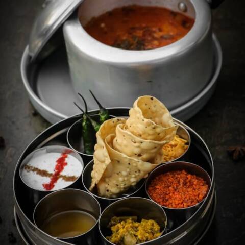 Chips and Curry Sauce (Indian)